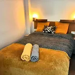 Golden Realejo Guest House