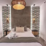 Apartamentos La Mariana