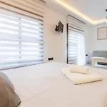 Apartamento Para Dos Al Lado De La Alhambra, En Pleno Centro