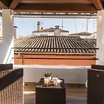 Tuguest Santa Paula Apartments