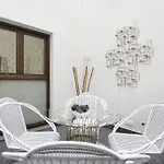 Hi Room - Smart Apartments - Ac