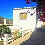 Casa Ken Holiday Home