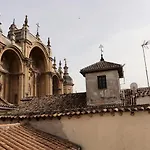 The Suits Catedral