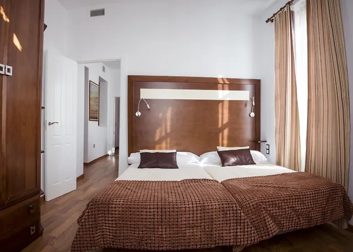 Apartamentos Casa De La Lonja