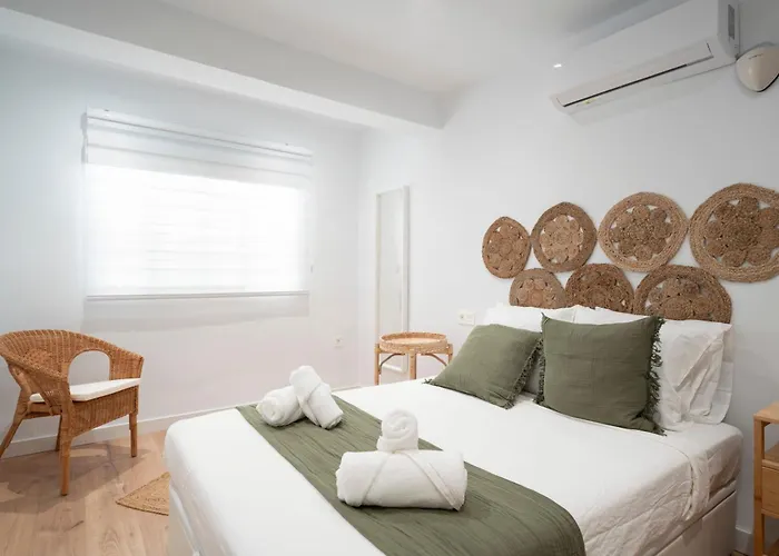 Ronda Suites Junto Estacion Tren Y Hospitales