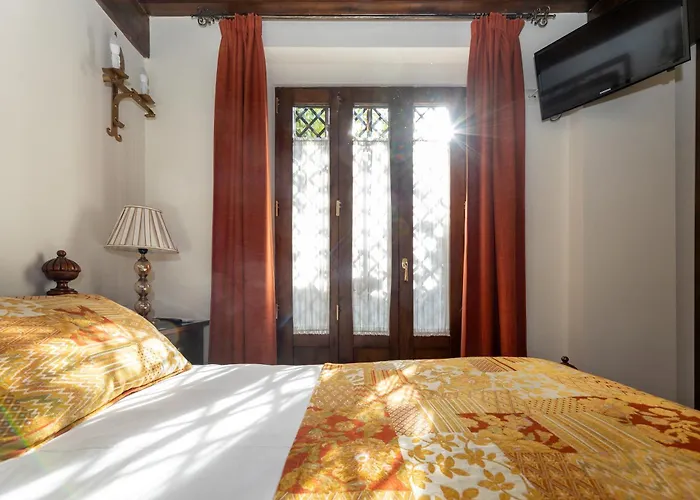 Apartamentos En Pleno Centro, Aljibe Rodrigo Del Campo 2C
