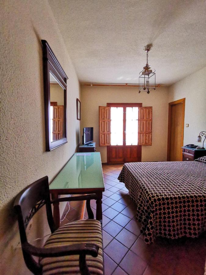 Almona Hotel