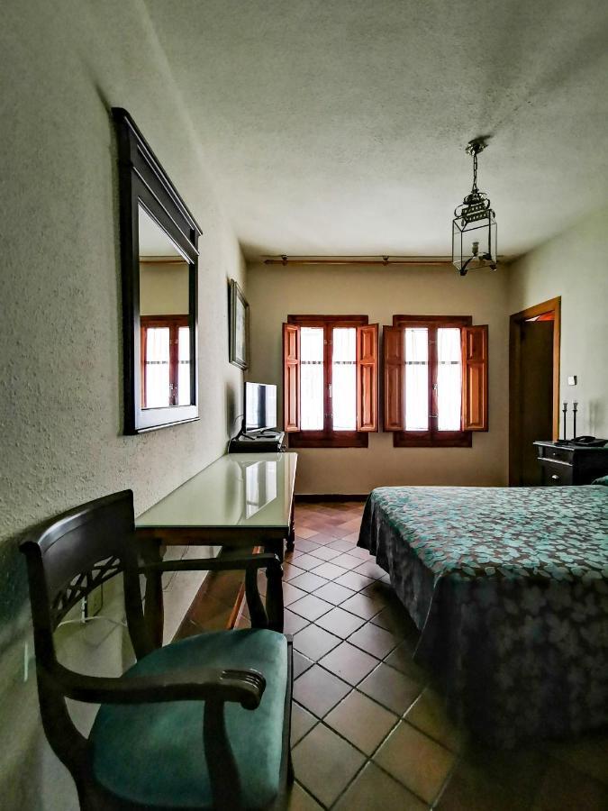 Hotel Almona