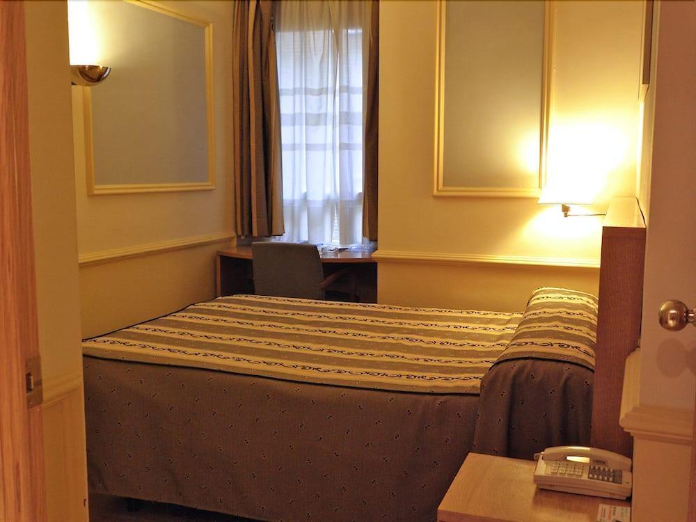 San Anton 4*