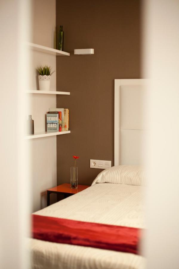 Apartamentos Caballerizas Granada Con Parking Gratuito En Pleno Centro Apartment