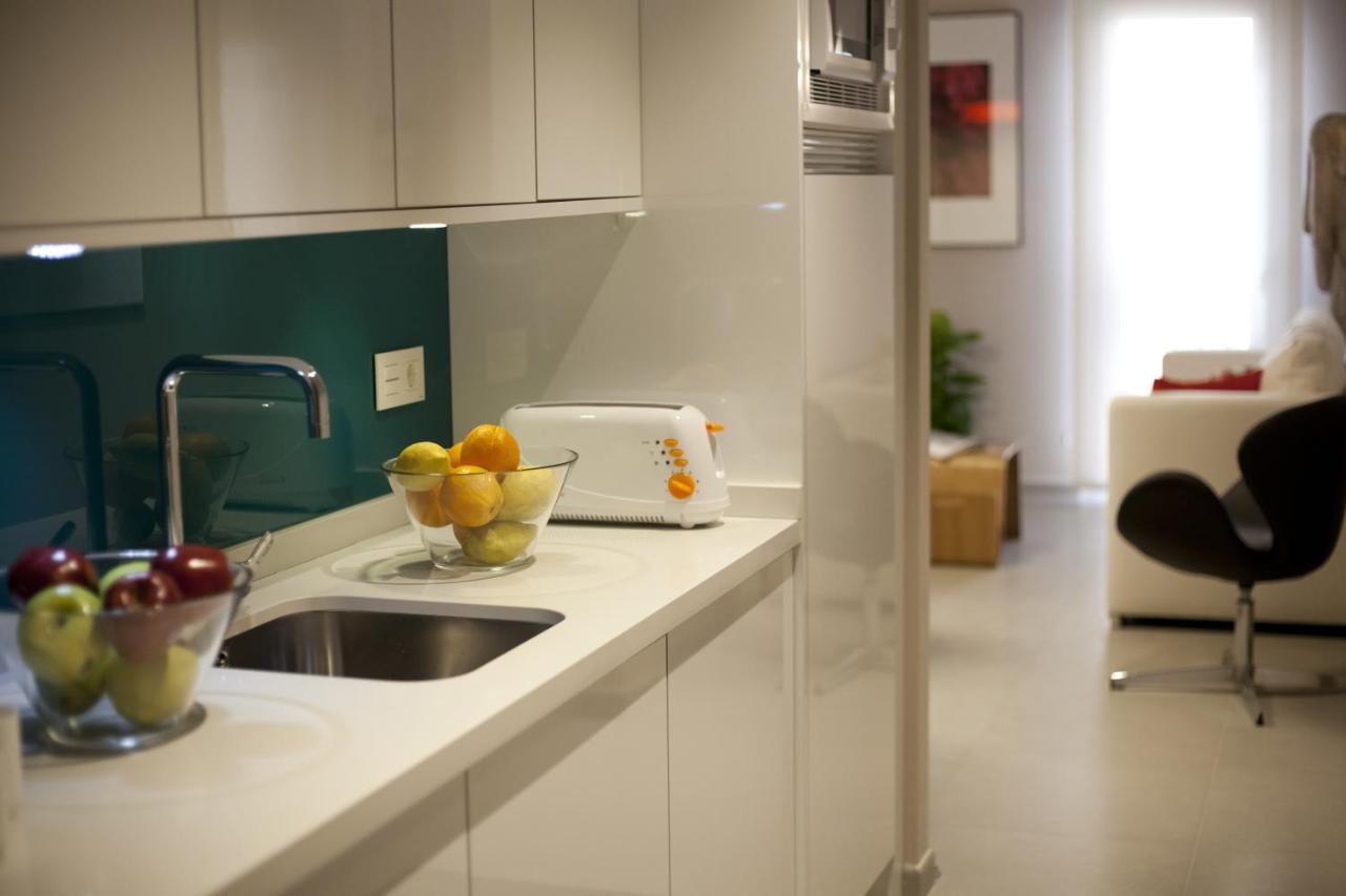 Apartamentos Caballerizas Granada Con Parking Gratuito En Pleno Centro Apartment *
