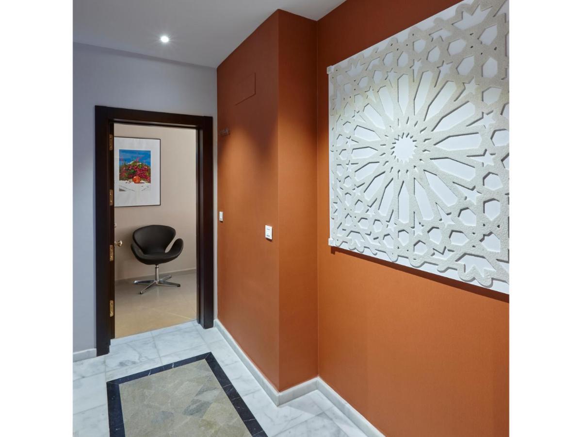 Apartment Apartamentos Caballerizas Granada Con Parking Gratuito En Pleno Centro Granada