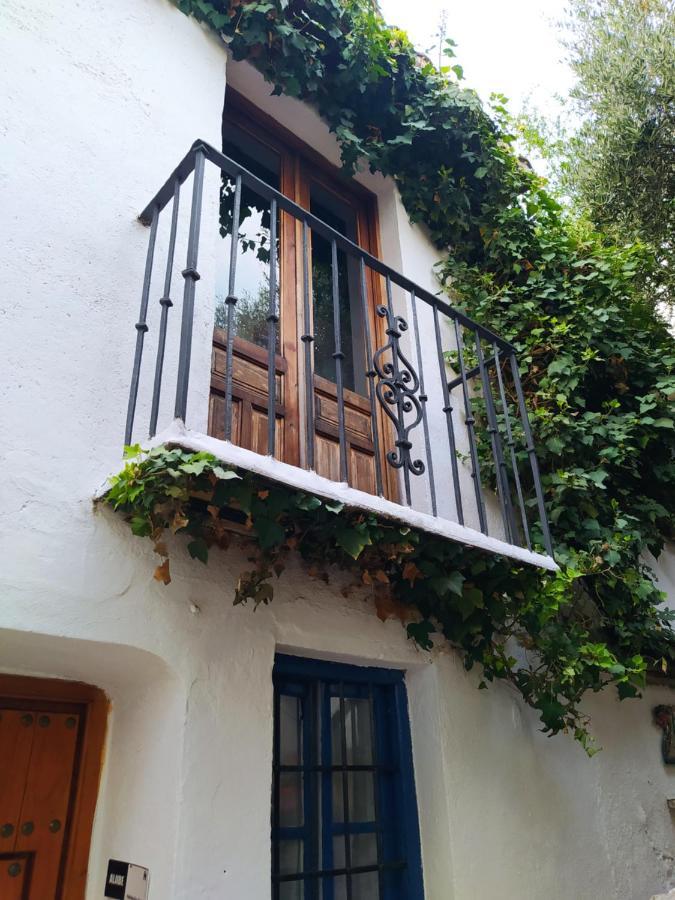 Amaka House Hostel Granada