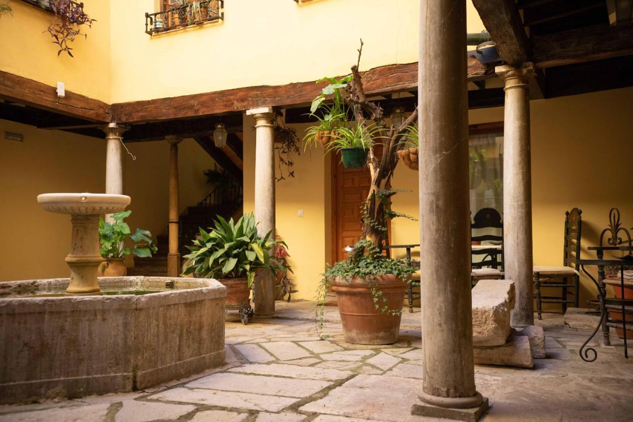 Alh Patio * Granada