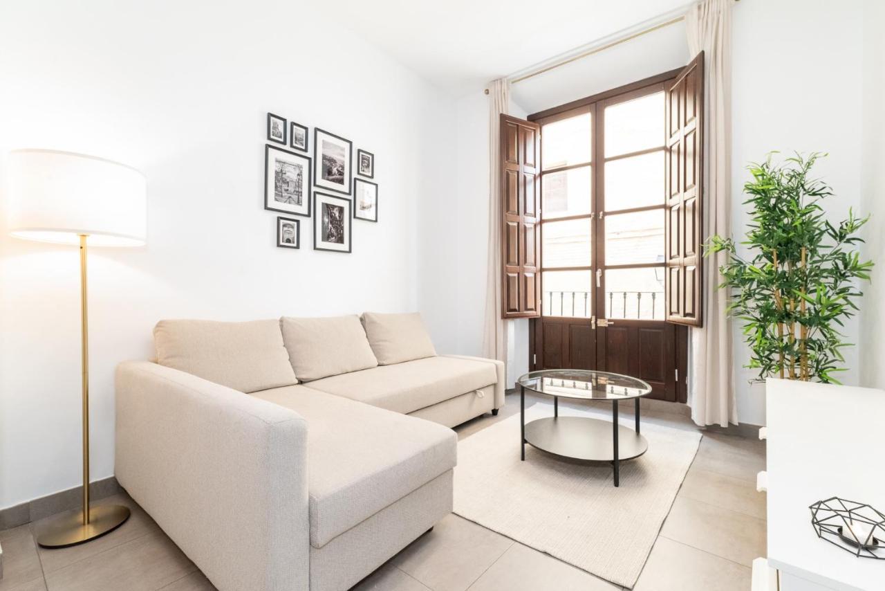 Căn hộ Moderno Centro De 2 *