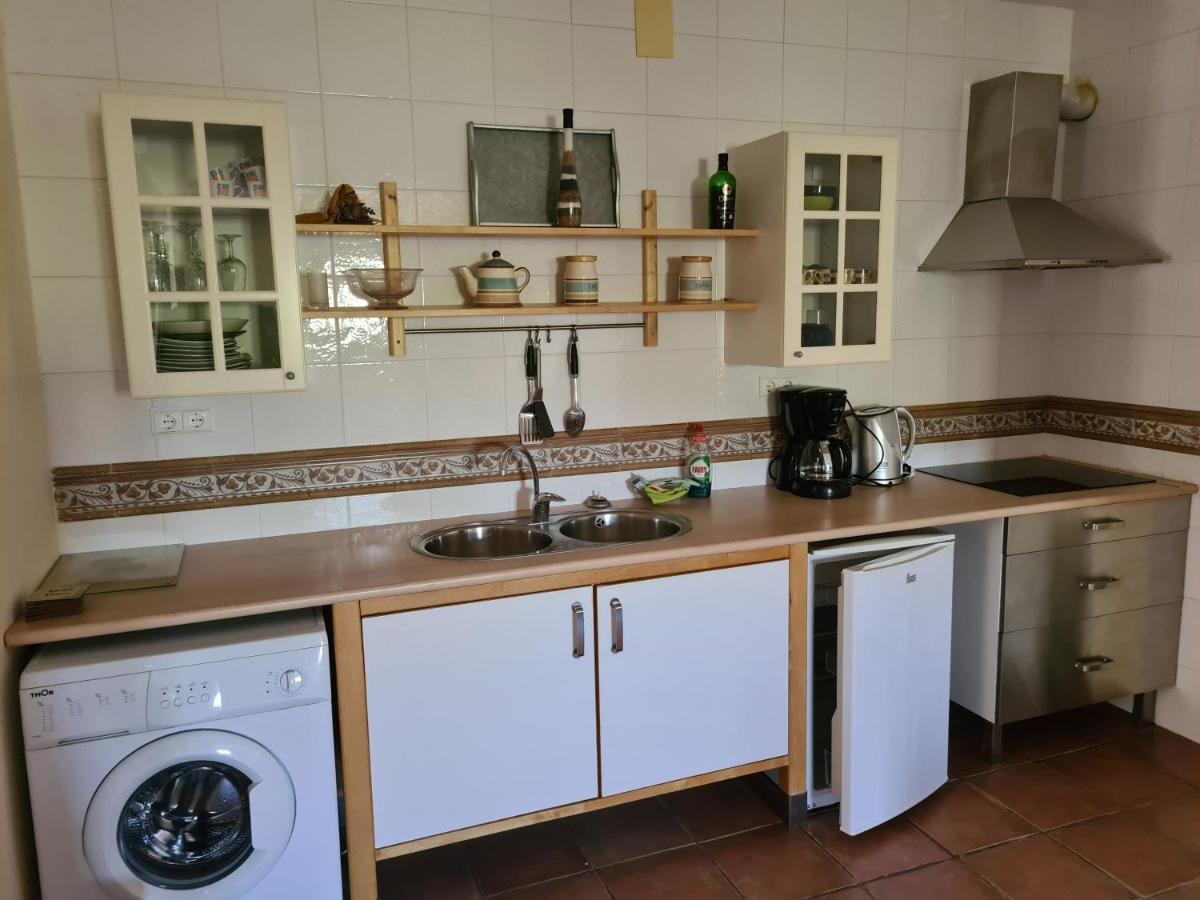 Cortijo Viva La Vida Bed & Breakfast *