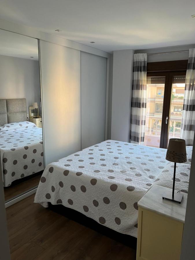 Piso Junto Palacio Congresos Y Metro, Centrico Con Piscina Apartamento Granada