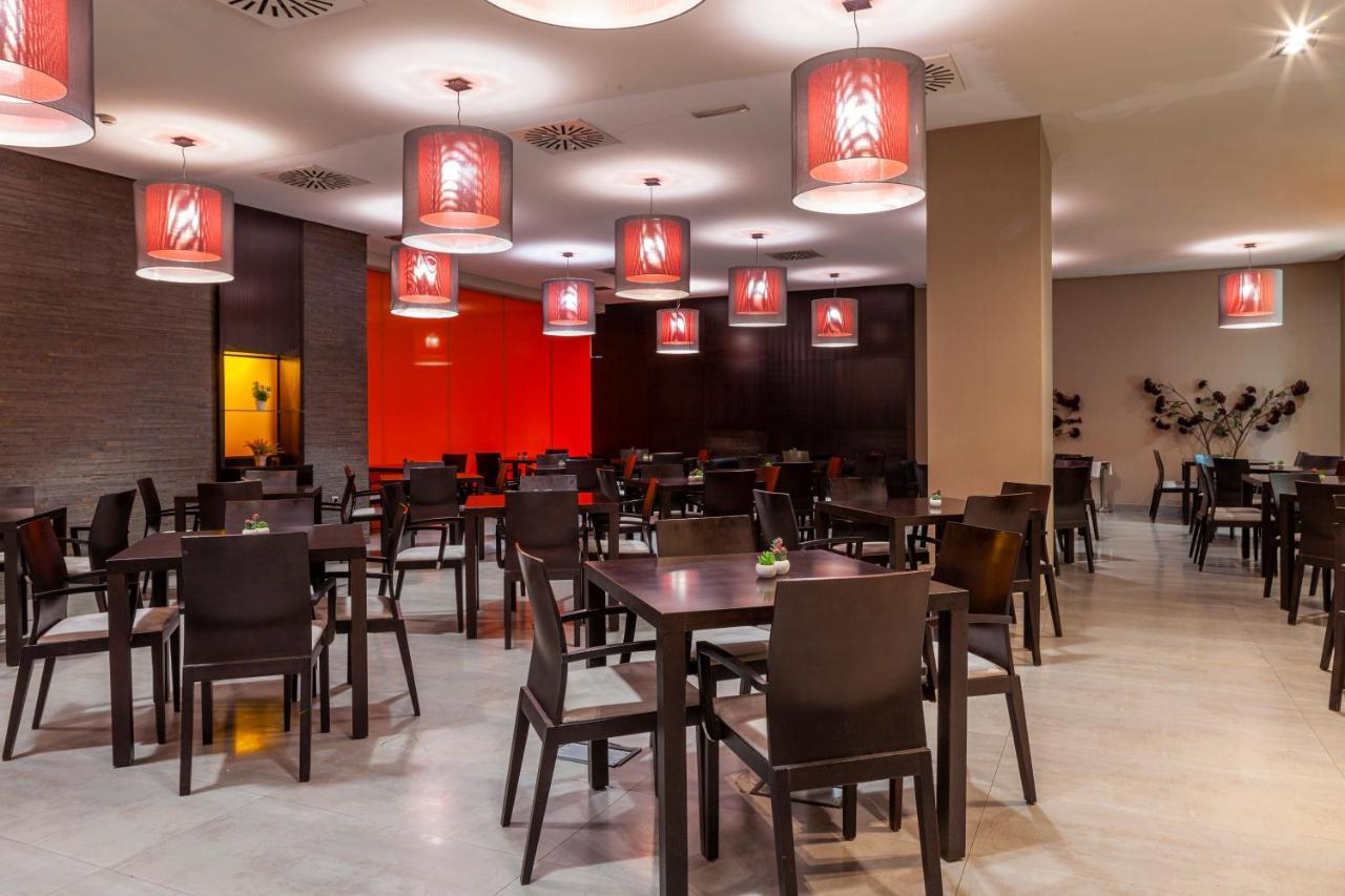 Macia Real De La Alhambra Hotel 4*