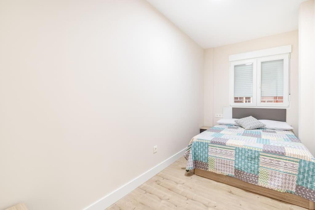 Modern Close To The City Center And Alhambra Apartment Granada