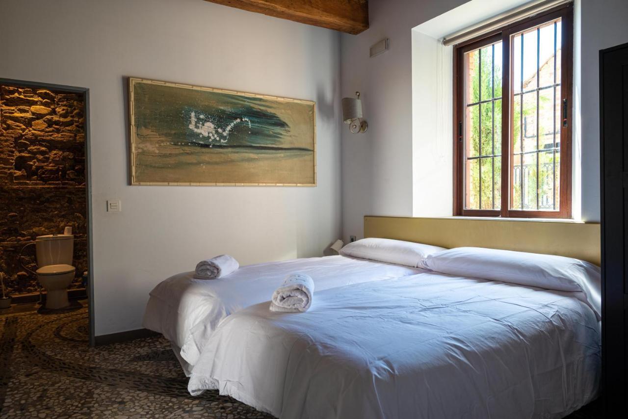 Casa Con Piscina, Barbacoa Y Jardin Para 20 Personas Vakantiehuis