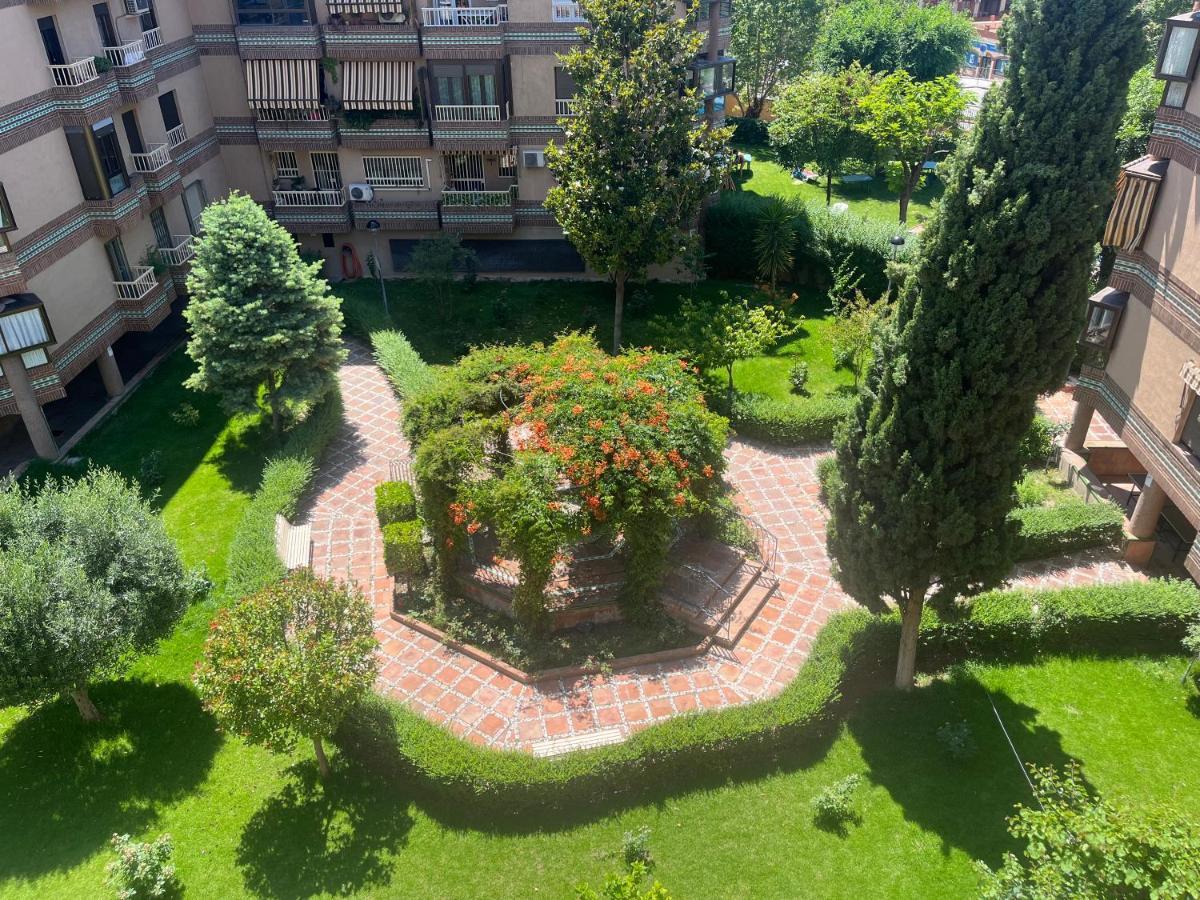 Apartamento Piso Junto Palacio Congresos Y Metro, Centrico Con Piscina *