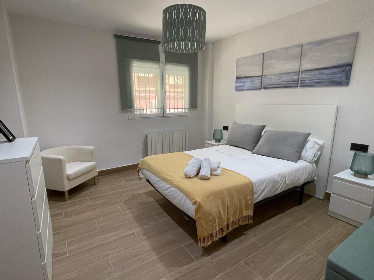 Vivienda Turistica Paseo Del Salon Apartment