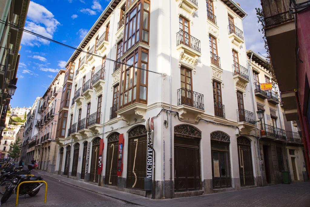 Casa De La Lonja * Granada