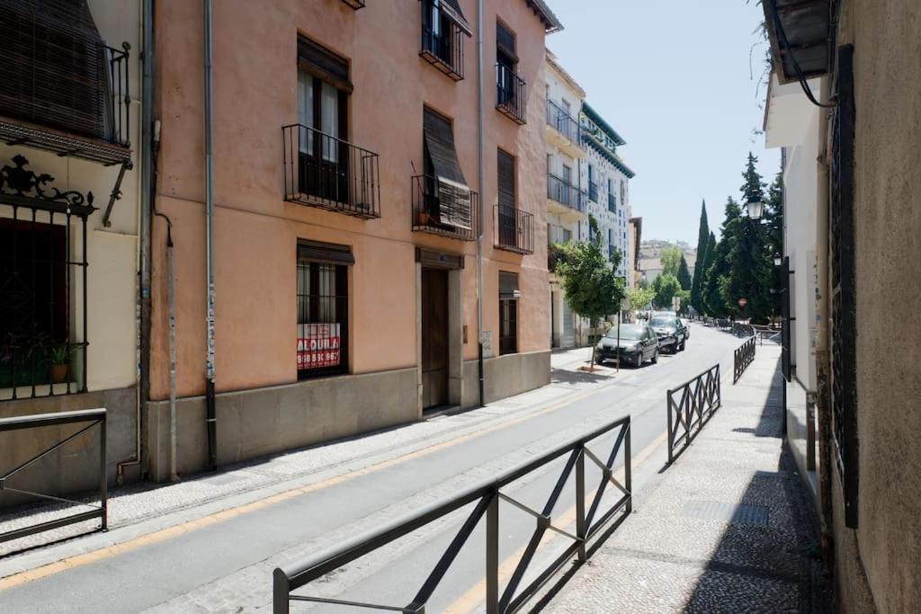 Apartment Central, Near The Alhambra, Quiet And Autentic! Granada
