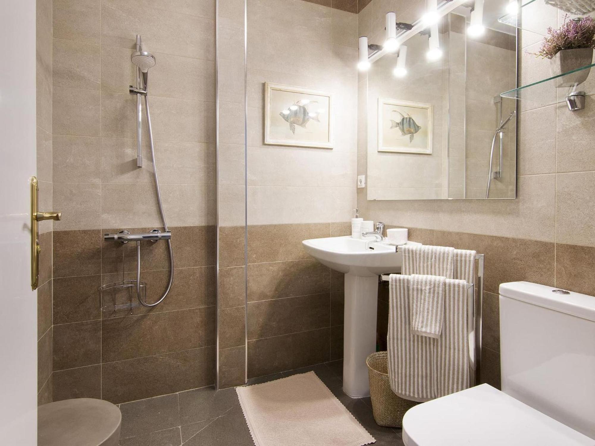 Apartment Chezmoihomes Alhambra Penthouse