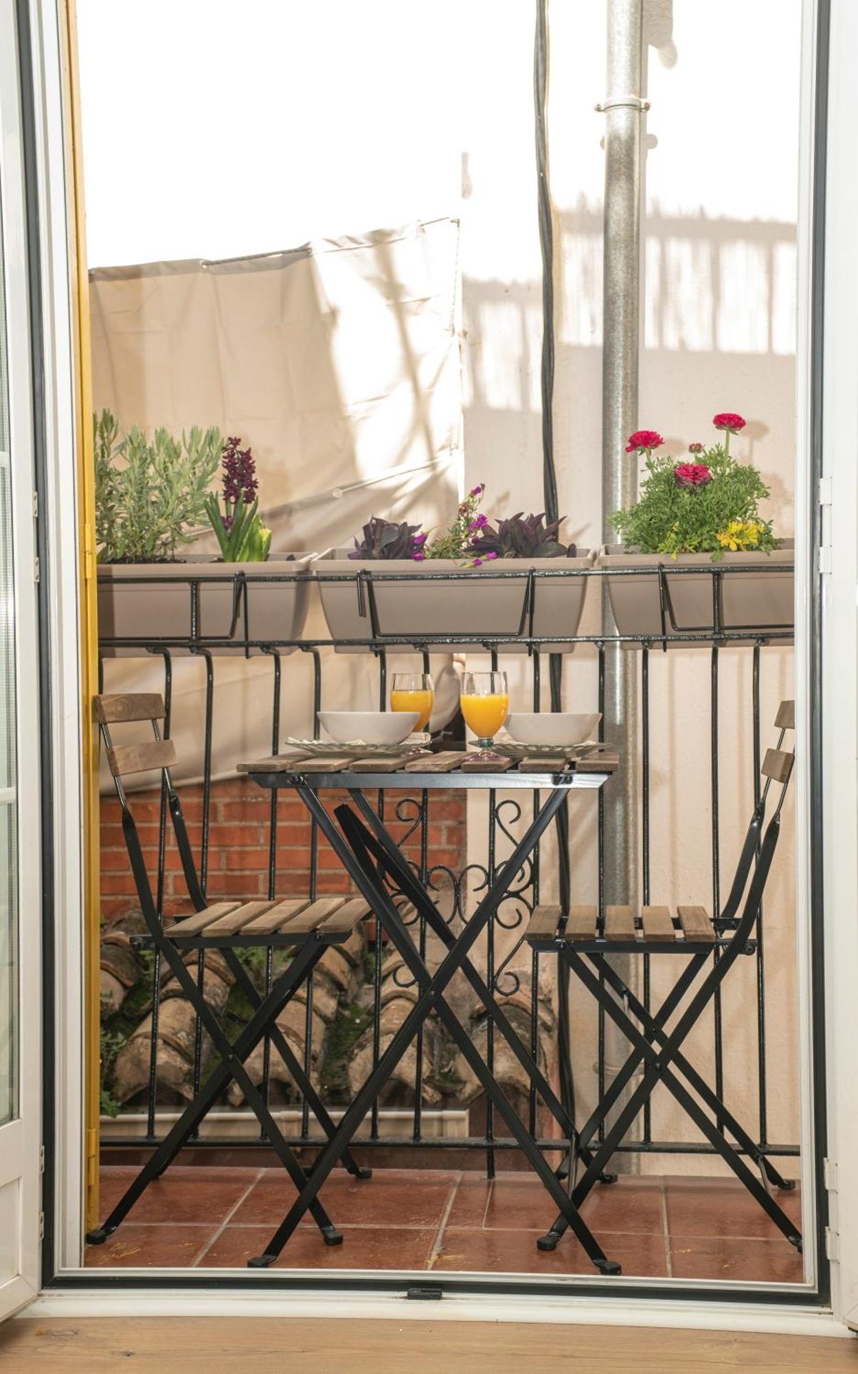 Stagging New Life Apartment Granada