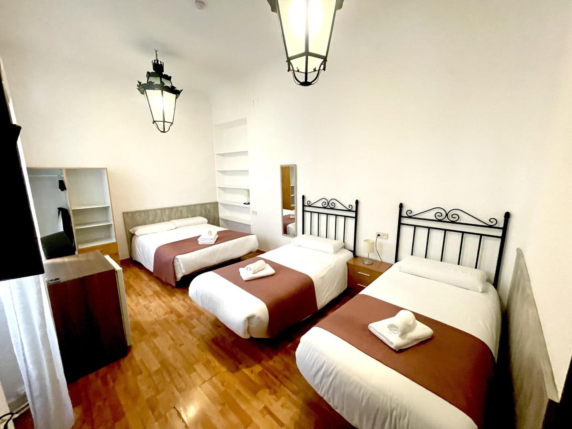 Arteaga Hostal&baños Arabes Elvira Pensión