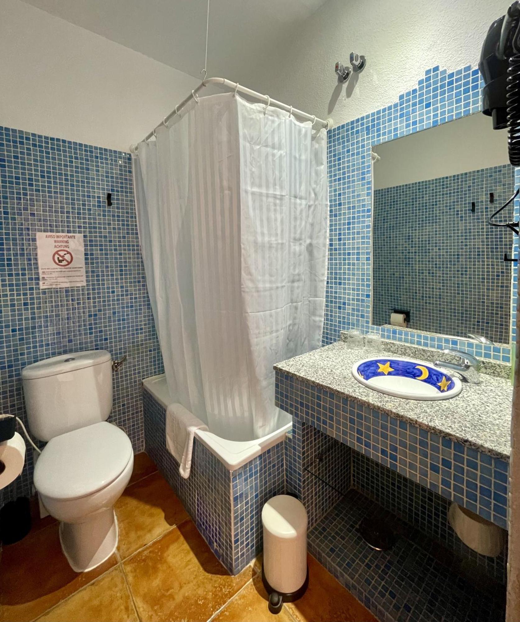 Arteaga Hostal&baños Arabes Elvira * Granada
