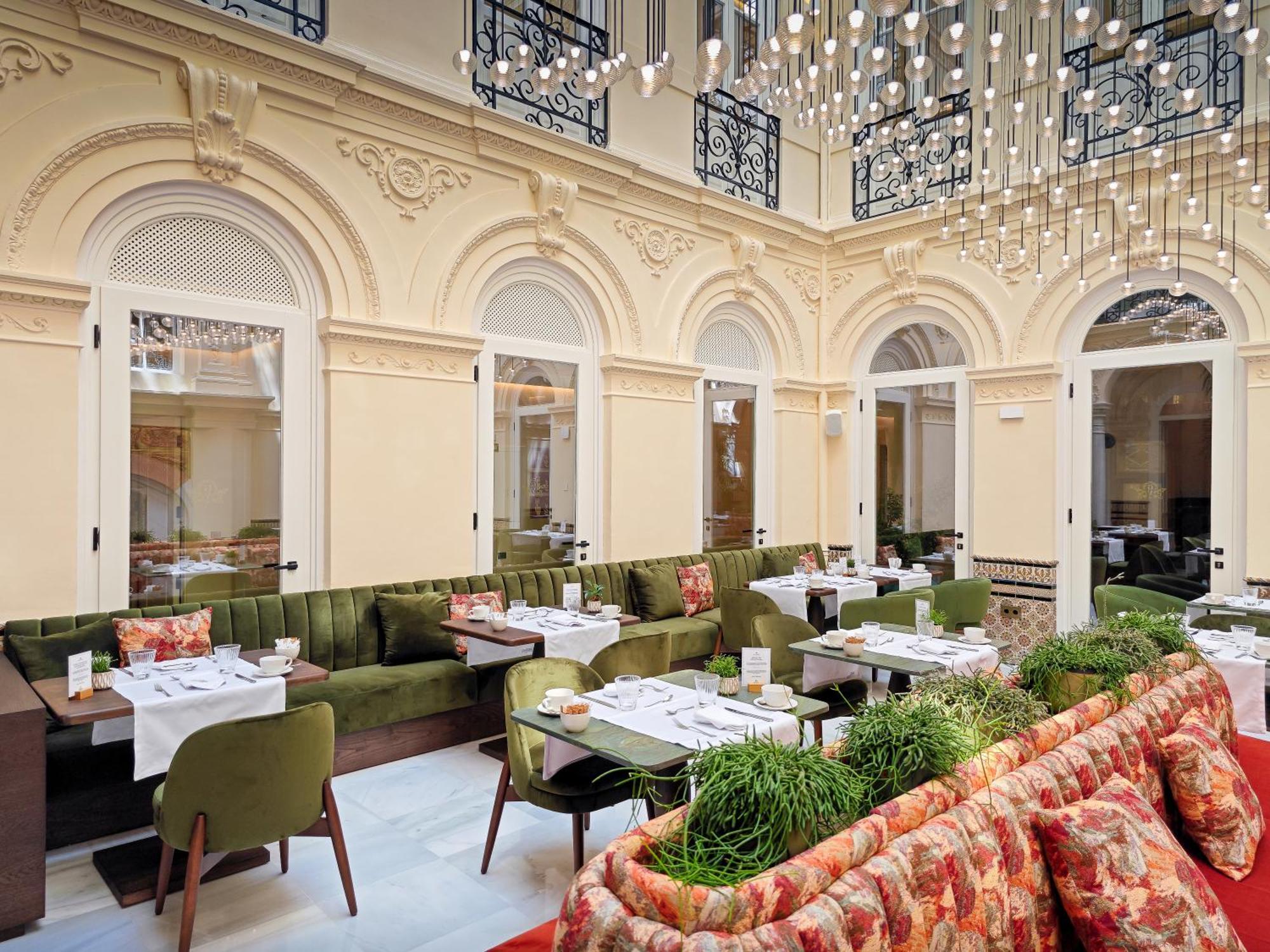 Palacio Gran Via, A Royal Hideaway Hotel Granada