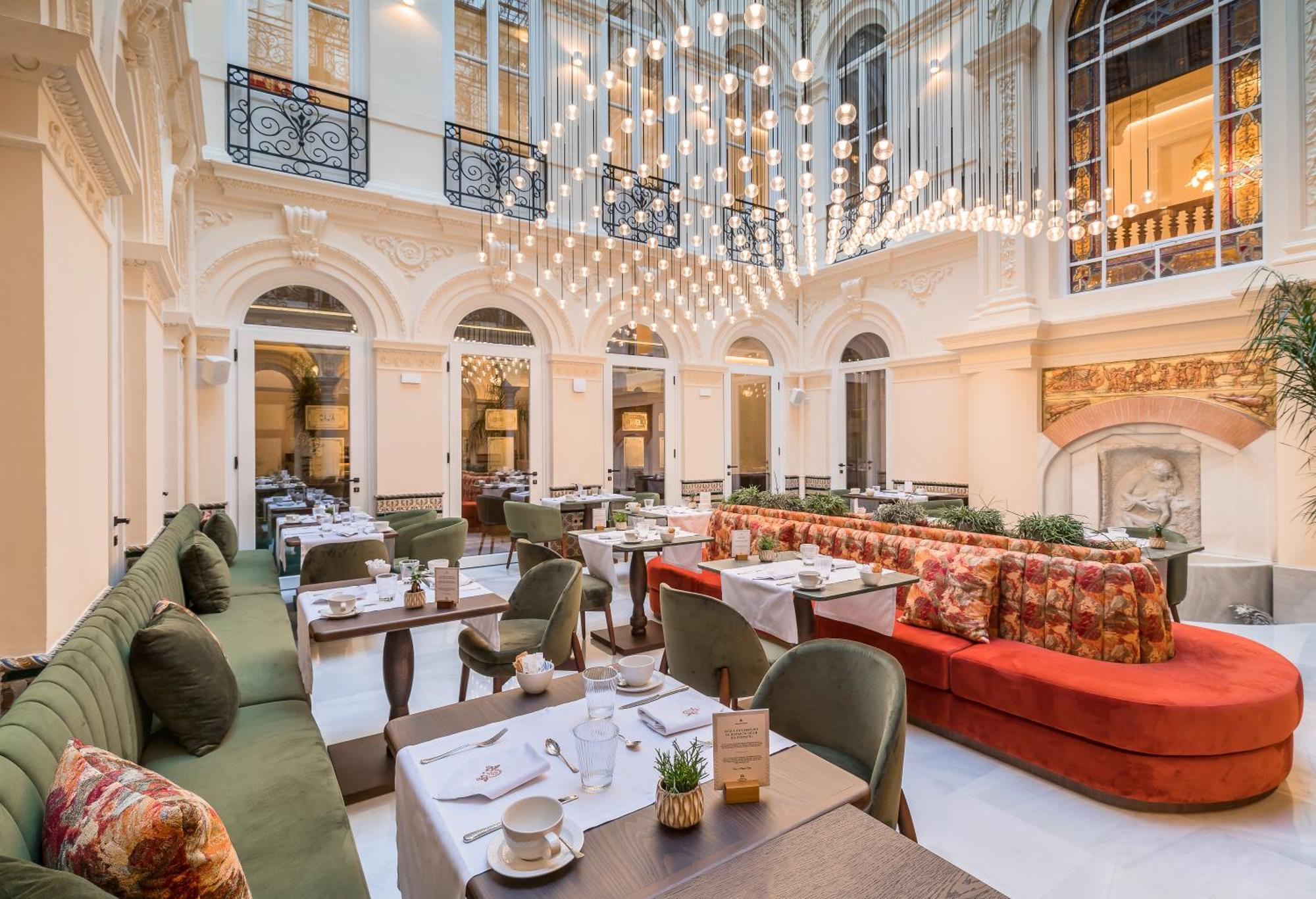 Palacio Gran Via, A Royal Hideaway 5*