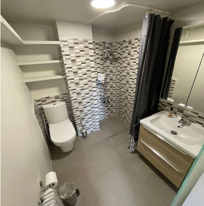 Apartment Cosy At Center