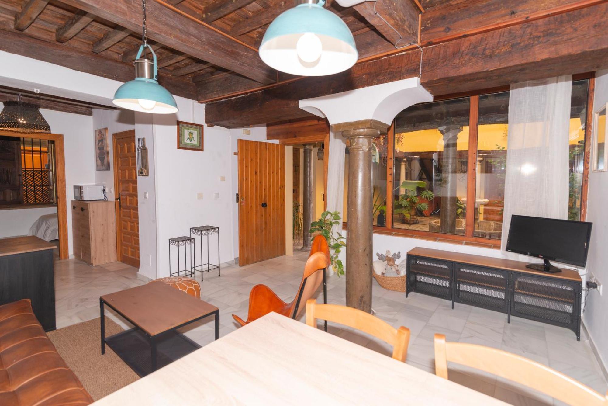 Alh Patio Apartment Granada