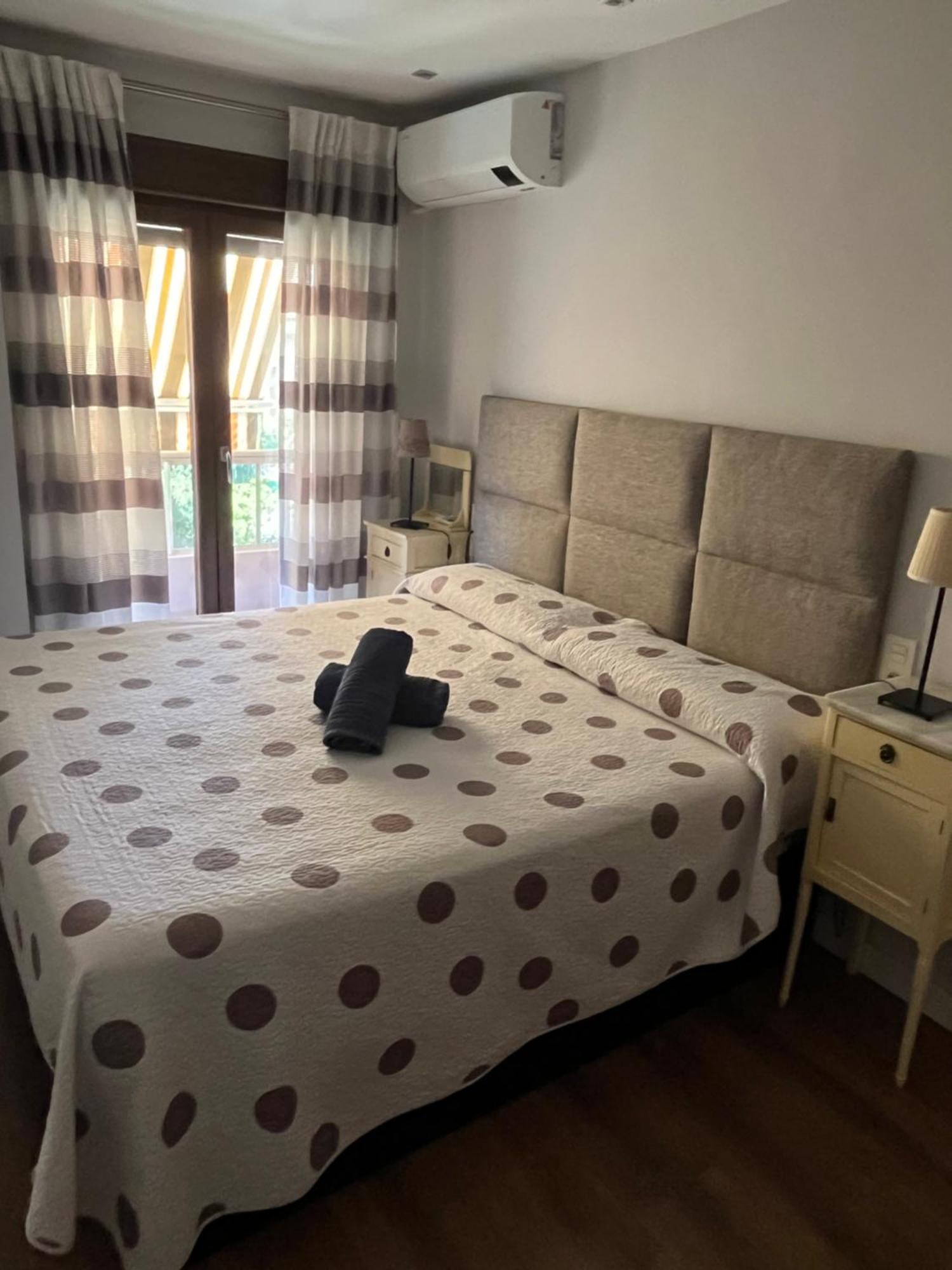 Apartamento Piso Junto Palacio Congresos Y Metro, Centrico Con Piscina *