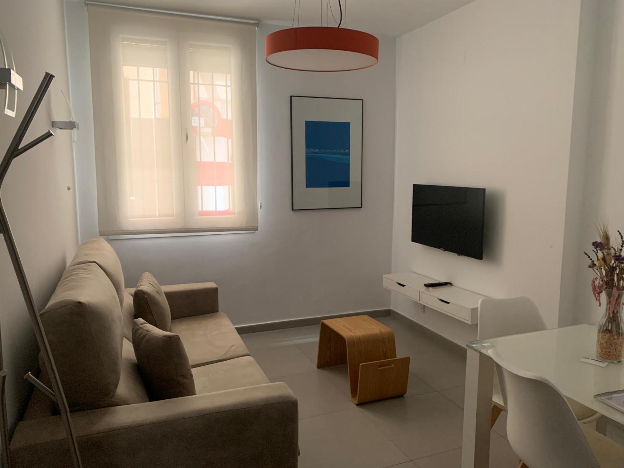 Apartamentos Caballerizas Granada Con Parking Gratuito En Pleno Centro Apartment Granada