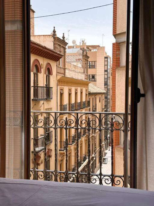 Cetti - The Gallery Apartment