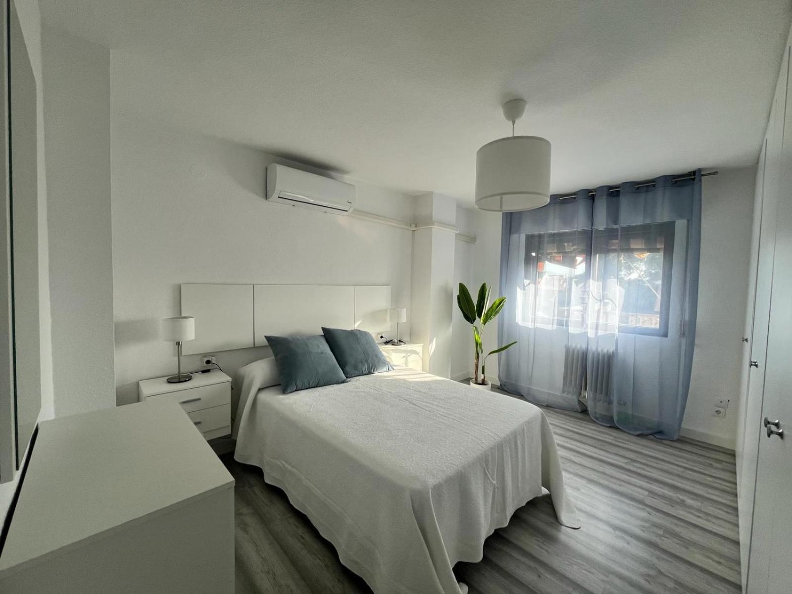 Apartment H&h Azucena, Parking Gratis Granada