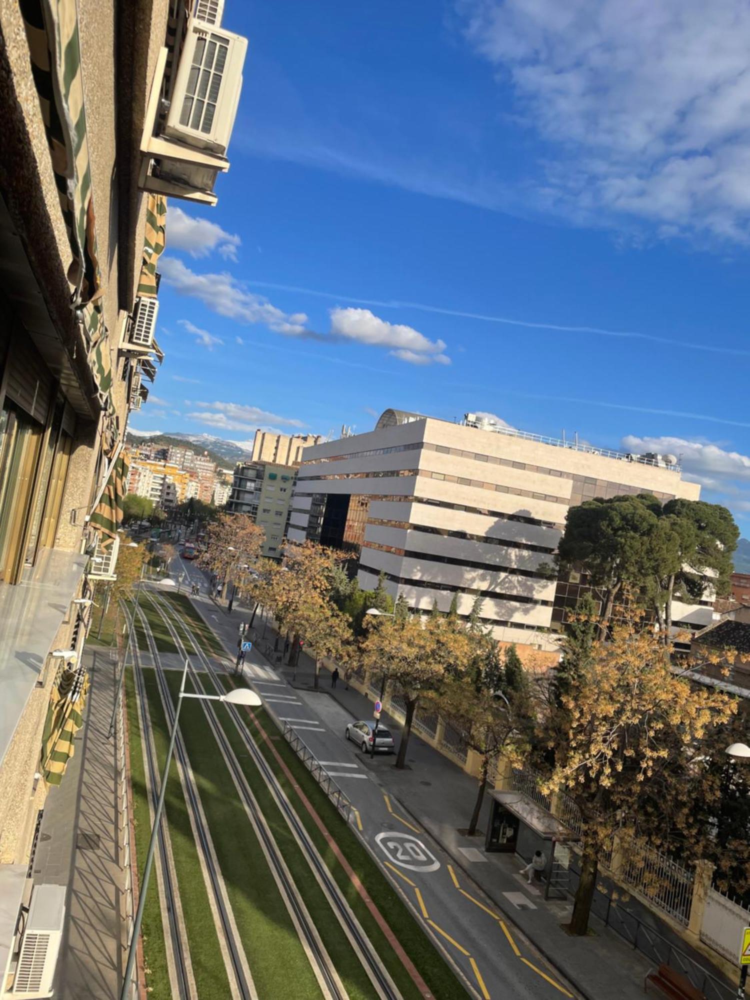 H&h Azucena, Parking Gratis Apartment *
