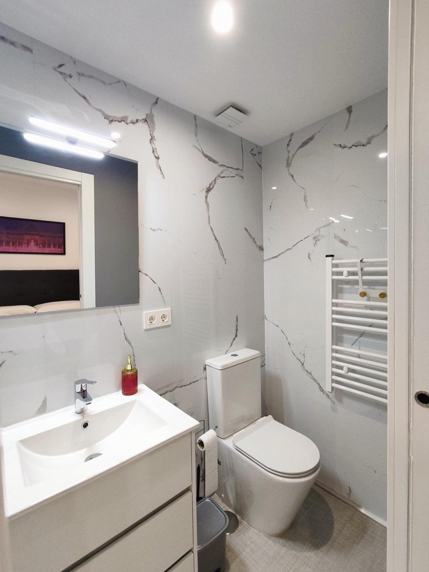Ferola Homes Apartment *