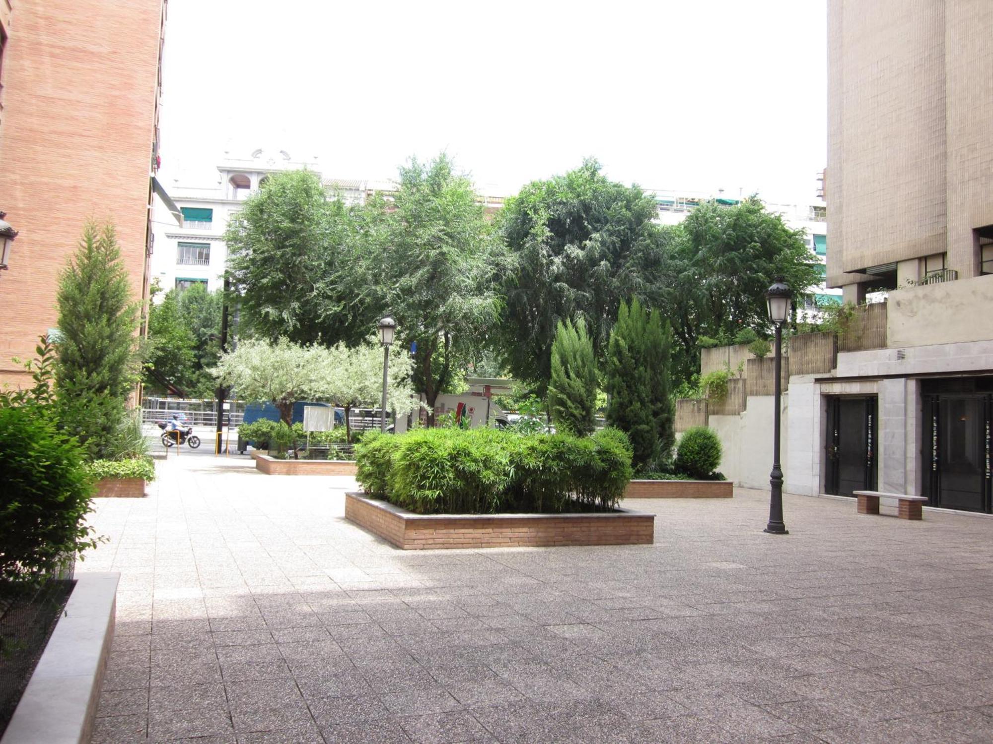 Elena Maria Granada