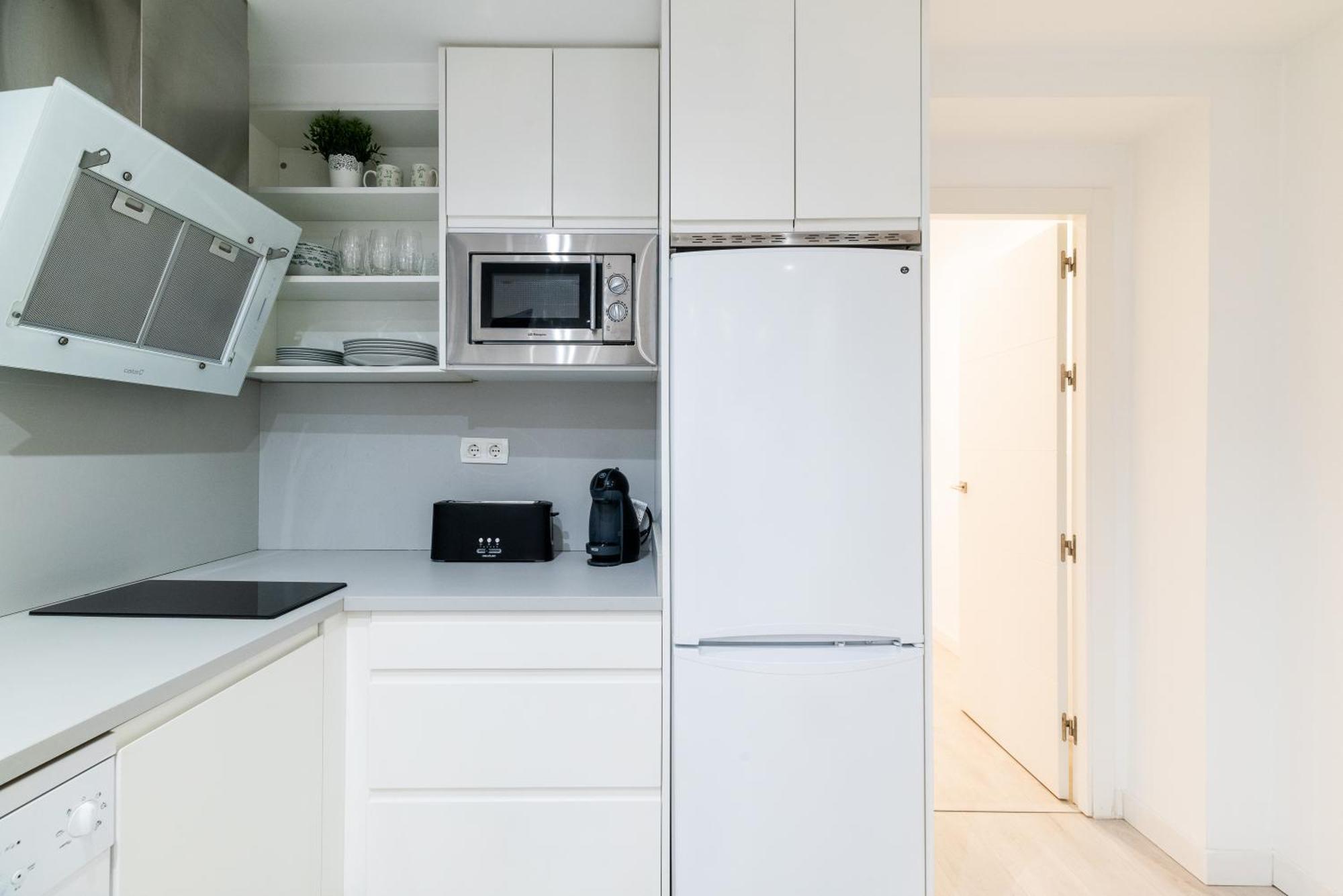 Wekey Homes Granada, Elvira Centro Apartment *
