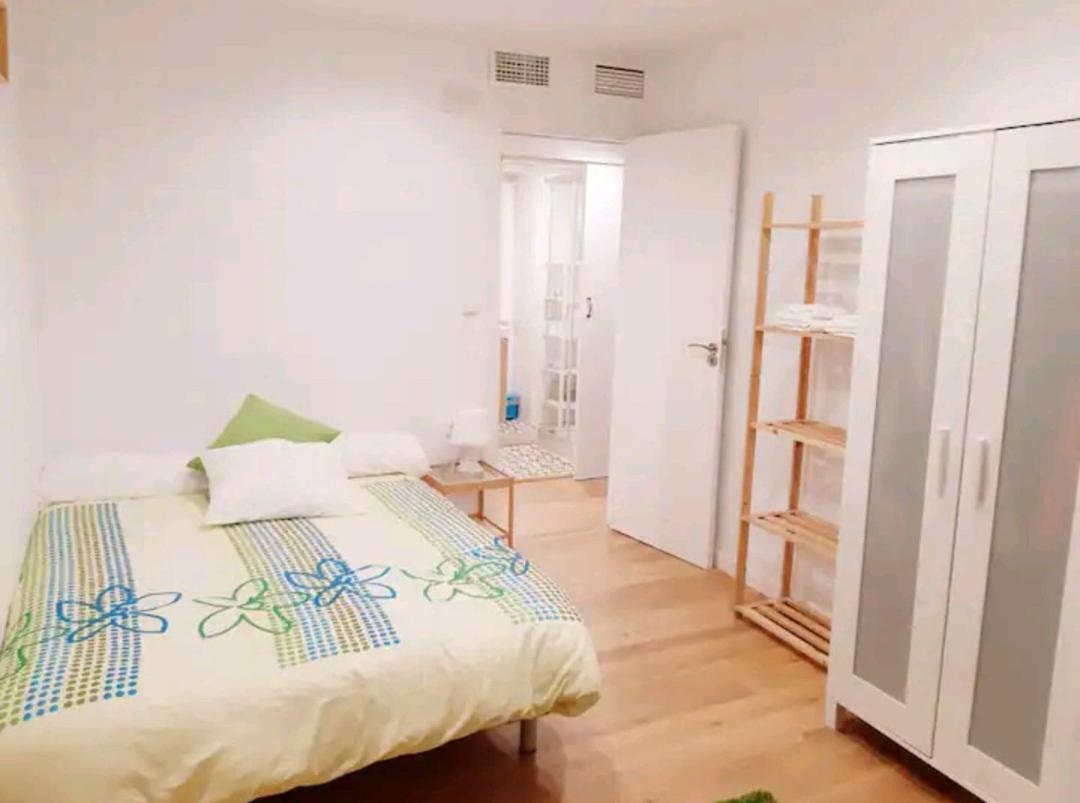 Centrico En Con Garaje Gratis. Apartamento *