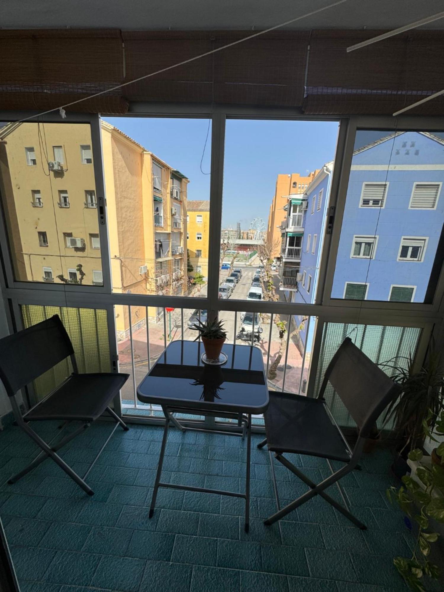 Home4u Apartamento Picasso Cerca De Todo