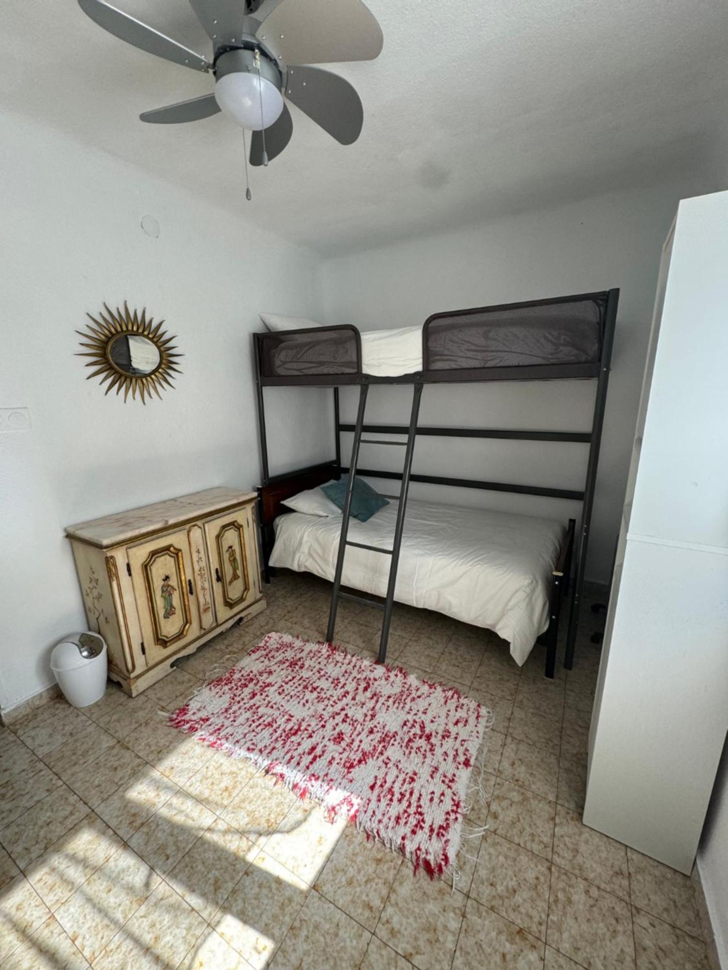 Apartamento Home4u Apartamento Picasso Cerca De Todo Granada
