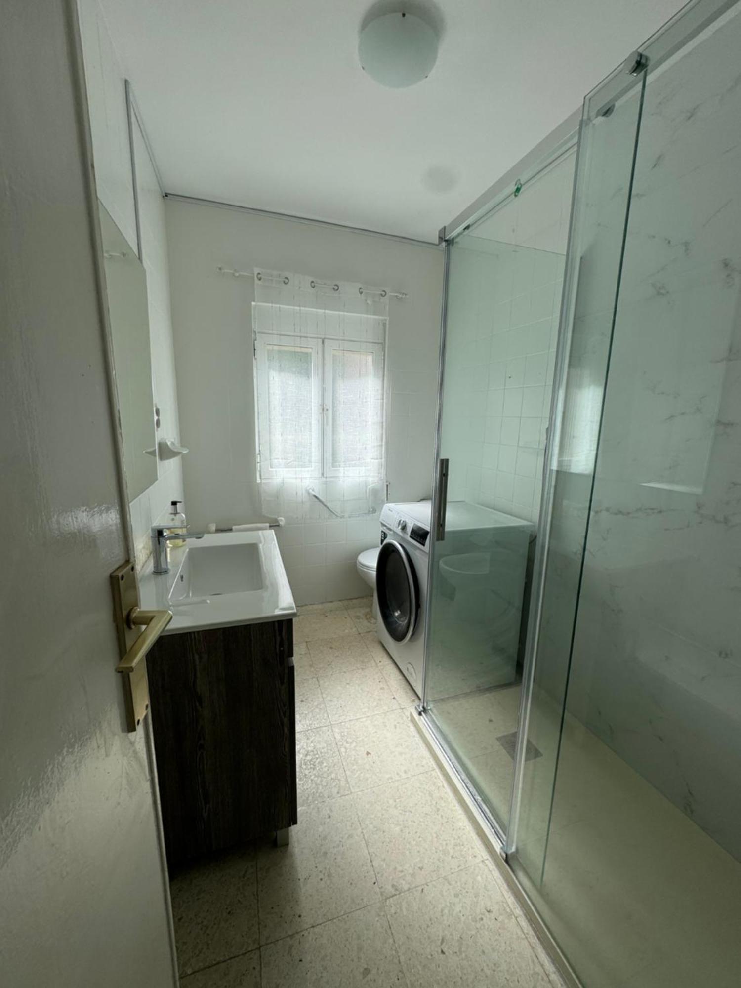 Home4u Apartamento Picasso Cerca De Todo Granada