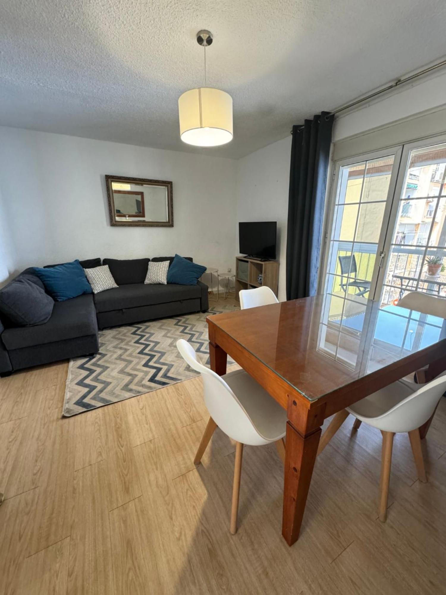 Apartamento Home4u Apartamento Picasso Cerca De Todo Granada