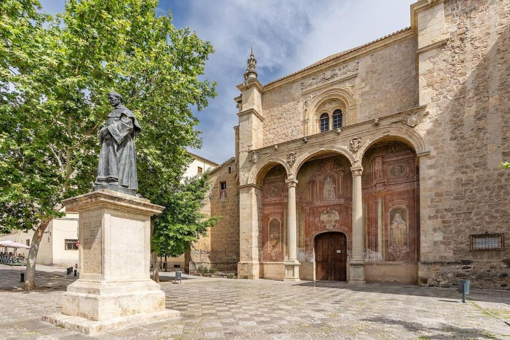 Luxury Plaza Fortuny Apartment Granada